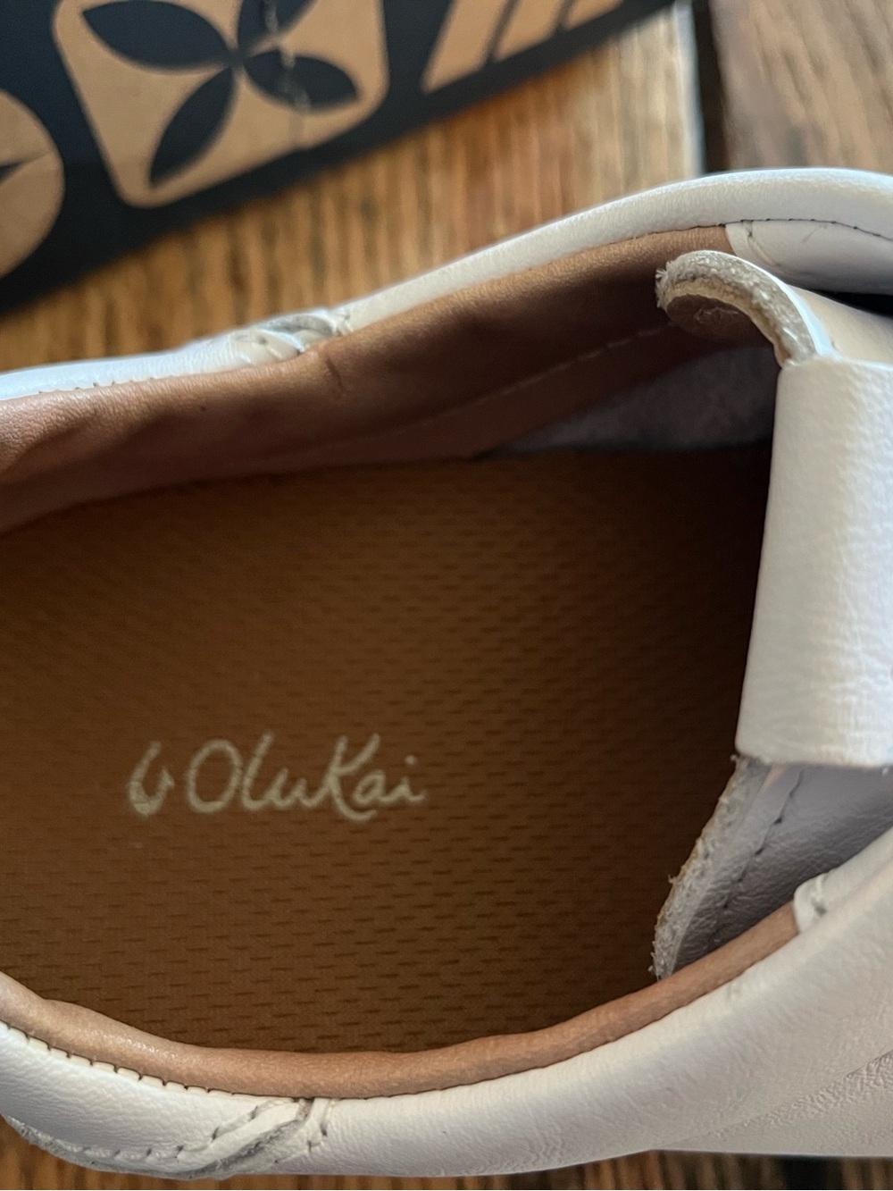 Olukai White Leather Woman’s Casual Sneakers - Picture 3 of 9
